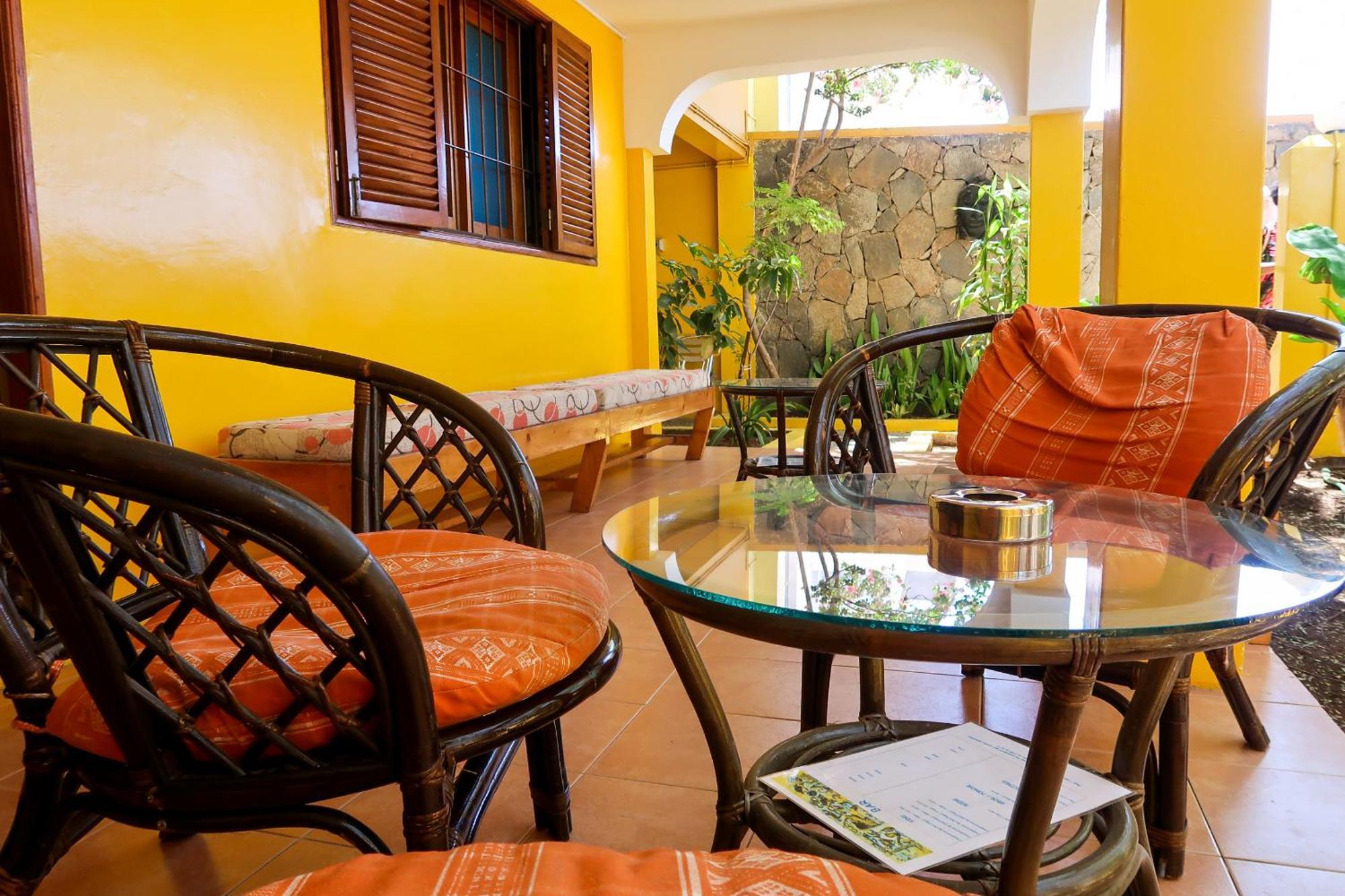 O Jardim Do Vinho Bed & Breakfast Praia Ngoại thất bức ảnh